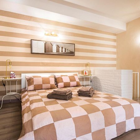 Reggio Center Lovely Apartments Реджо Емилия Екстериор снимка