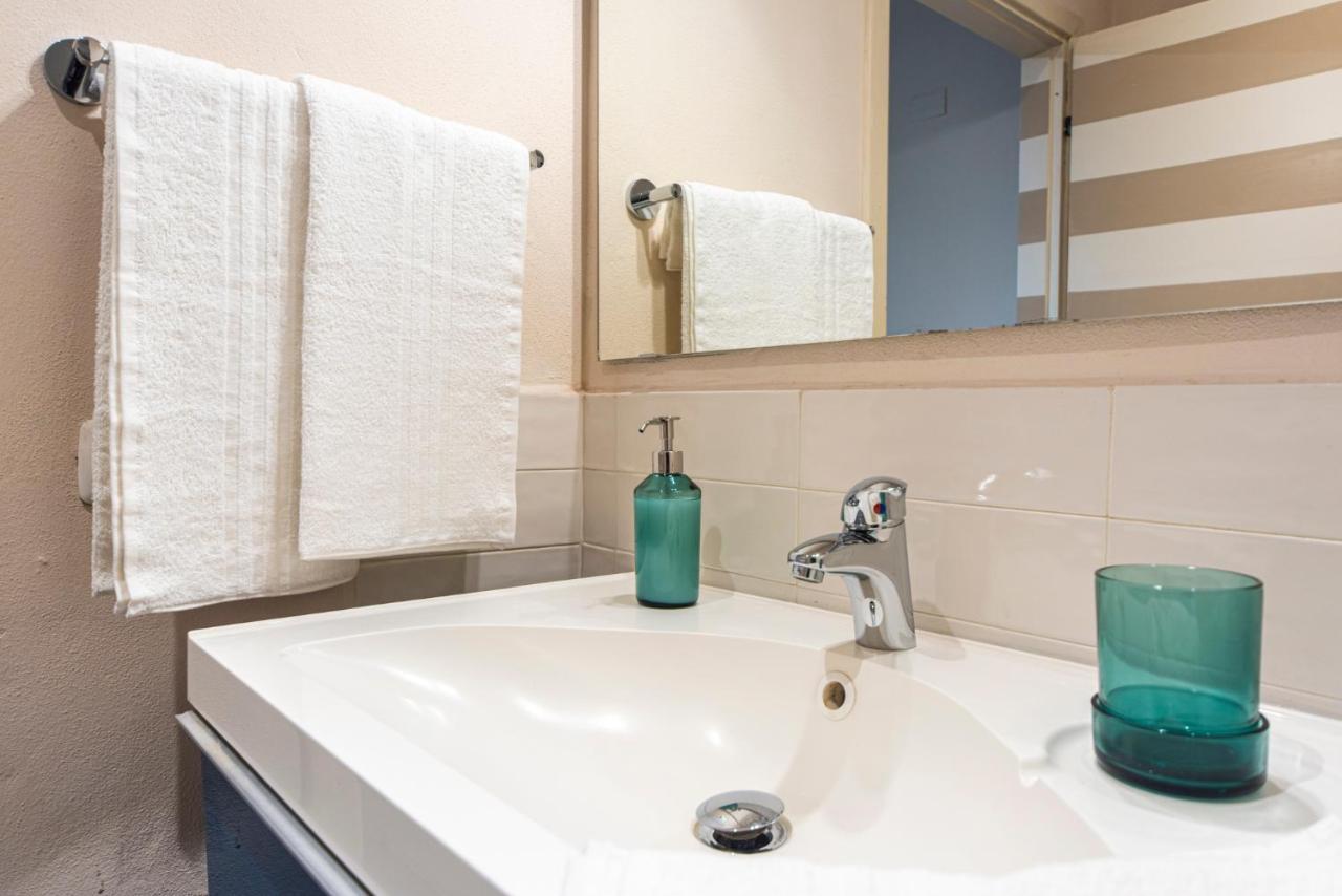 Reggio Center Lovely Apartments Реджо Емилия Екстериор снимка