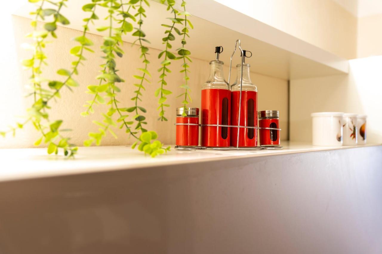 Reggio Center Lovely Apartments Реджо Емилия Екстериор снимка