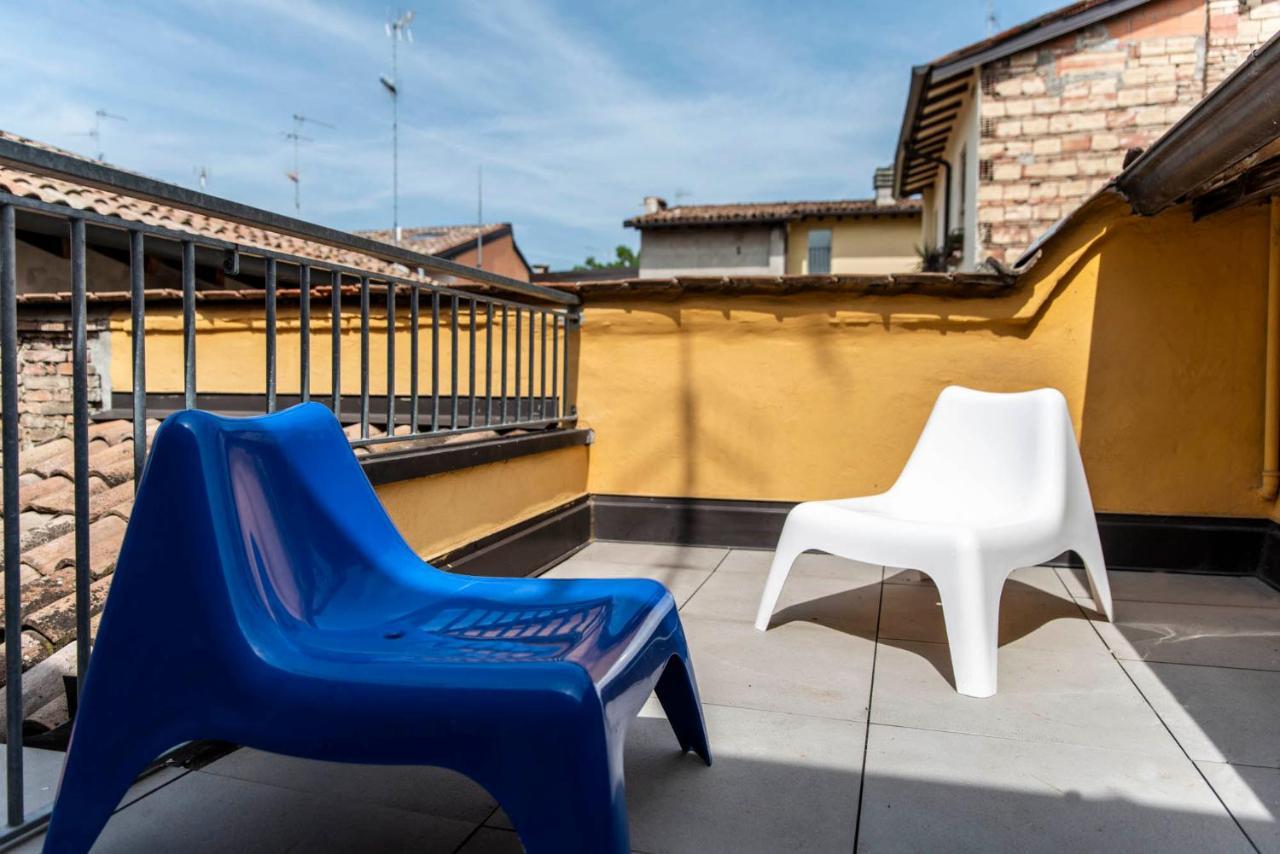 Reggio Center Lovely Apartments Реджо Емилия Екстериор снимка