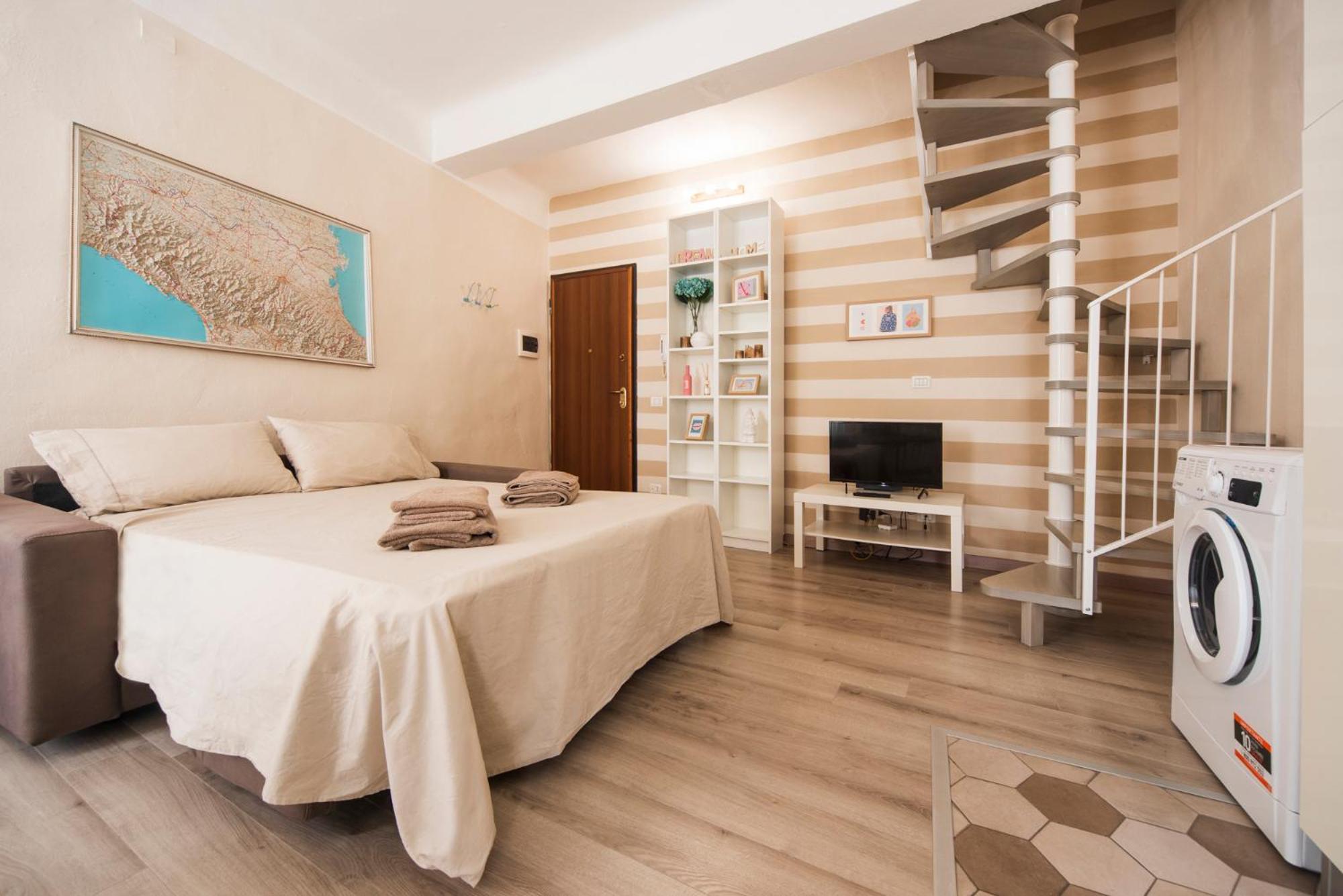 Reggio Center Lovely Apartments Реджо Емилия Екстериор снимка