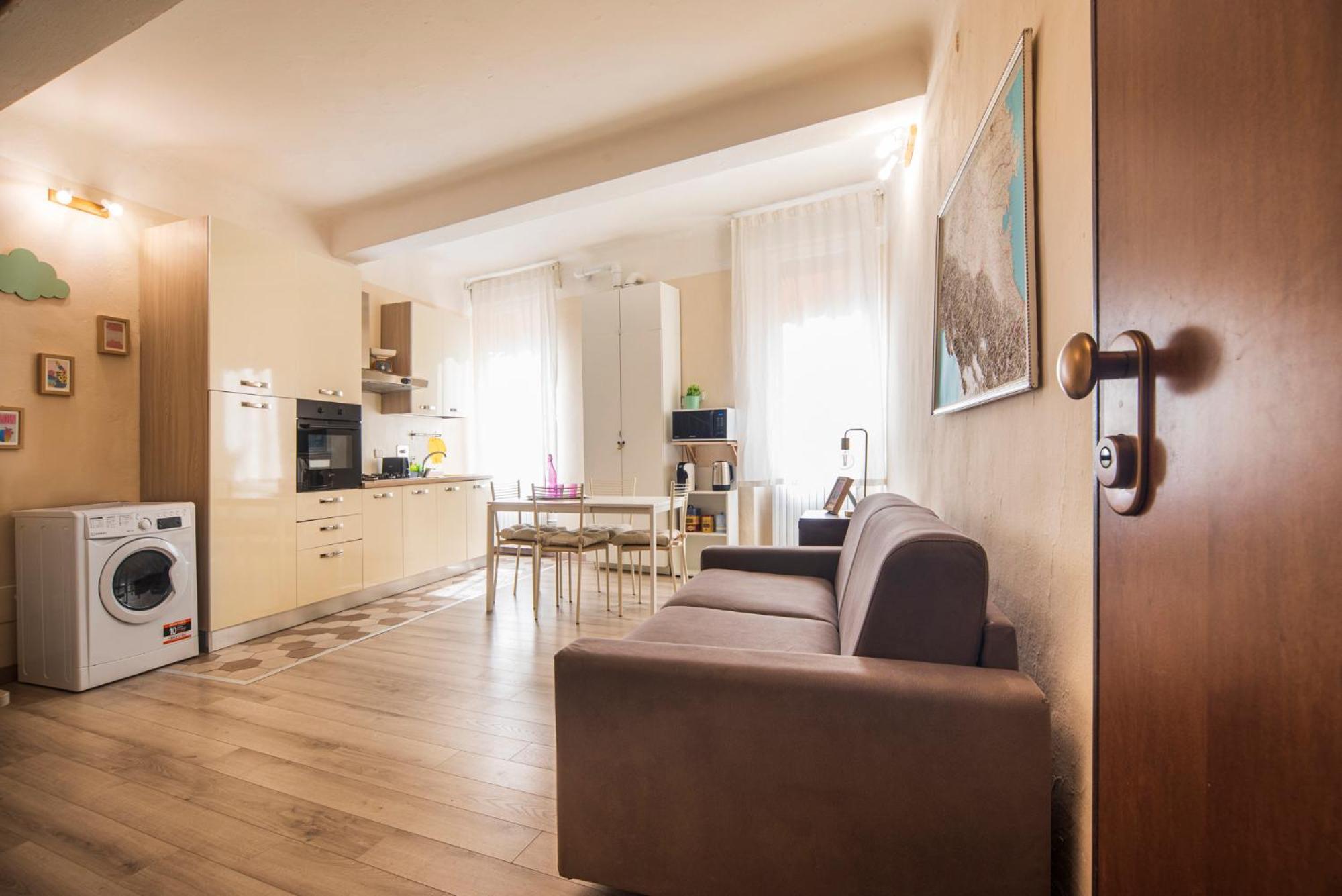 Reggio Center Lovely Apartments Реджо Емилия Екстериор снимка